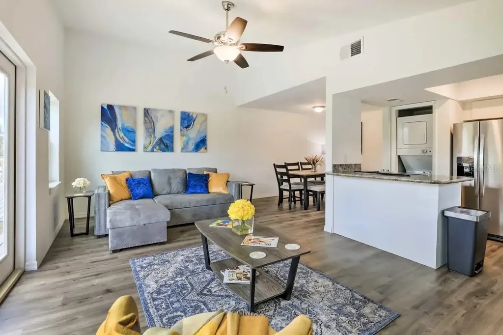 3303 W Shell Point #a Road Ruskin FL 33570