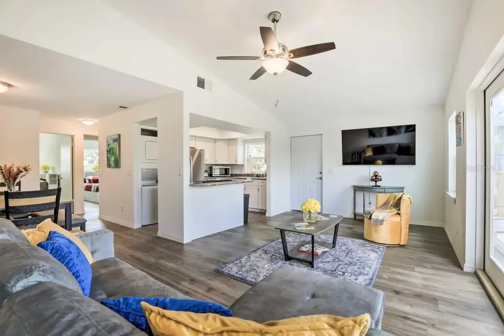 3303 W Shell Point #a Road Ruskin FL 33570