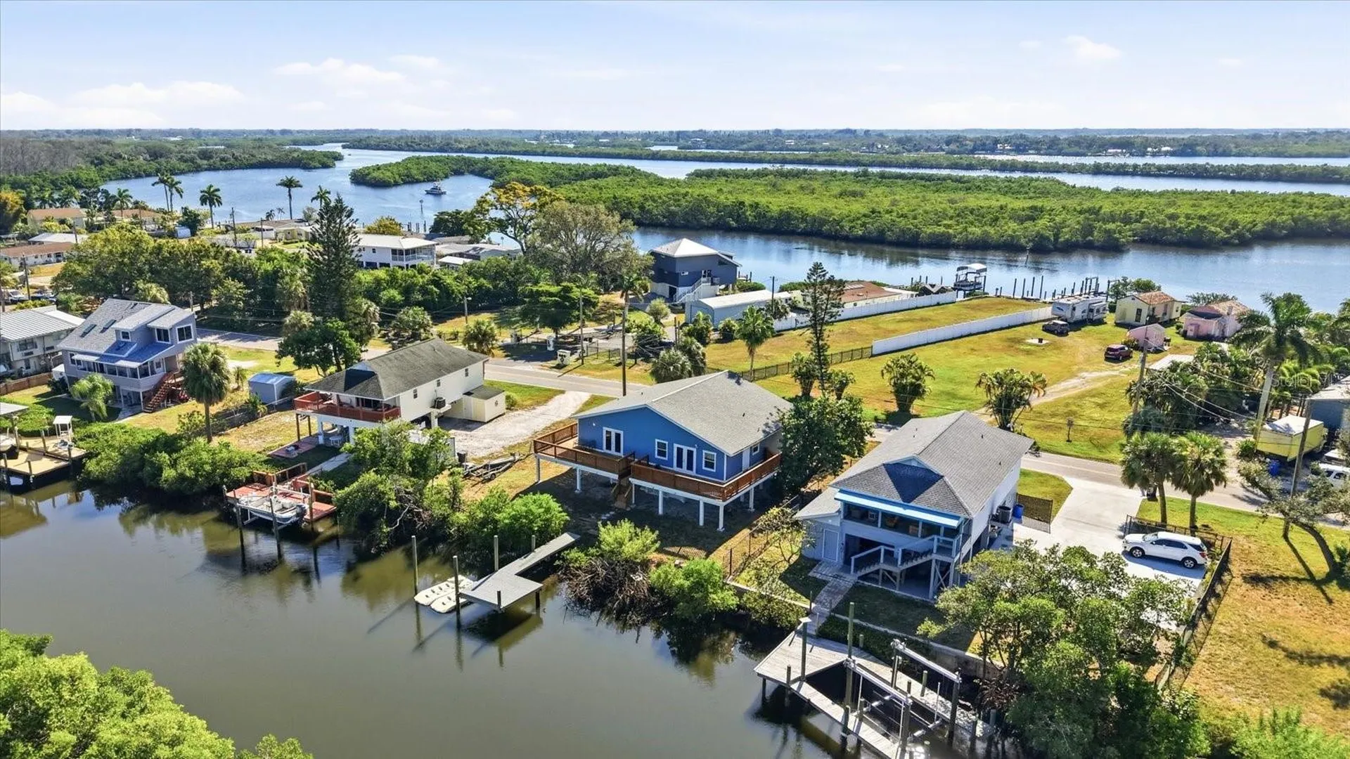 3303 W Shell Point #a Road Ruskin FL 33570