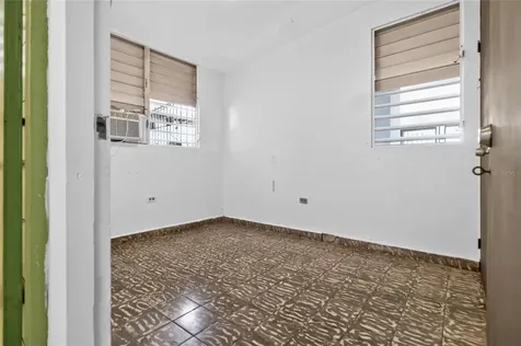 3 Urbanización Reparto Marquez Arecibo PR 00612