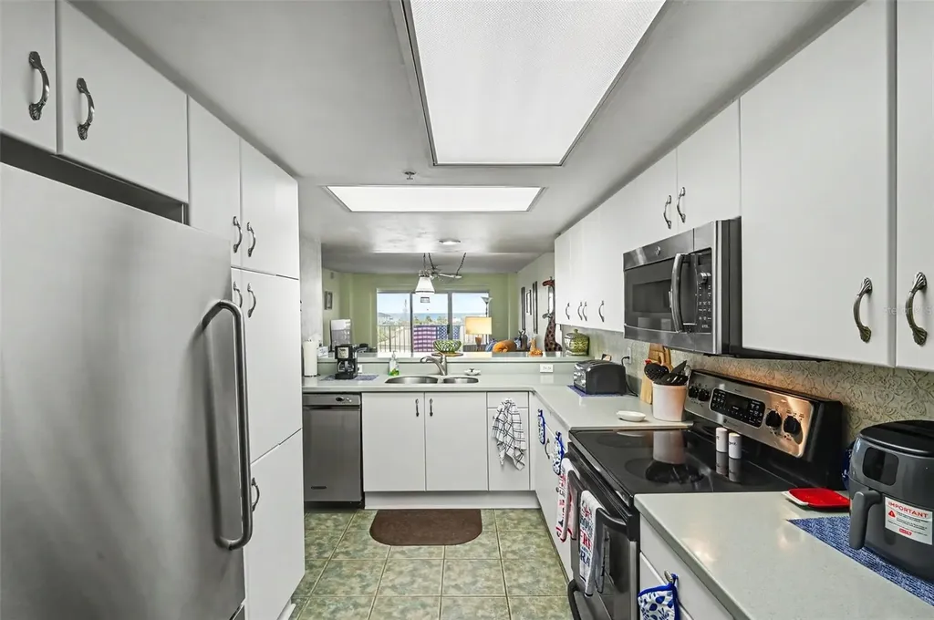 4 Oceans West Boulevard Daytona Beach Shores FL 32118