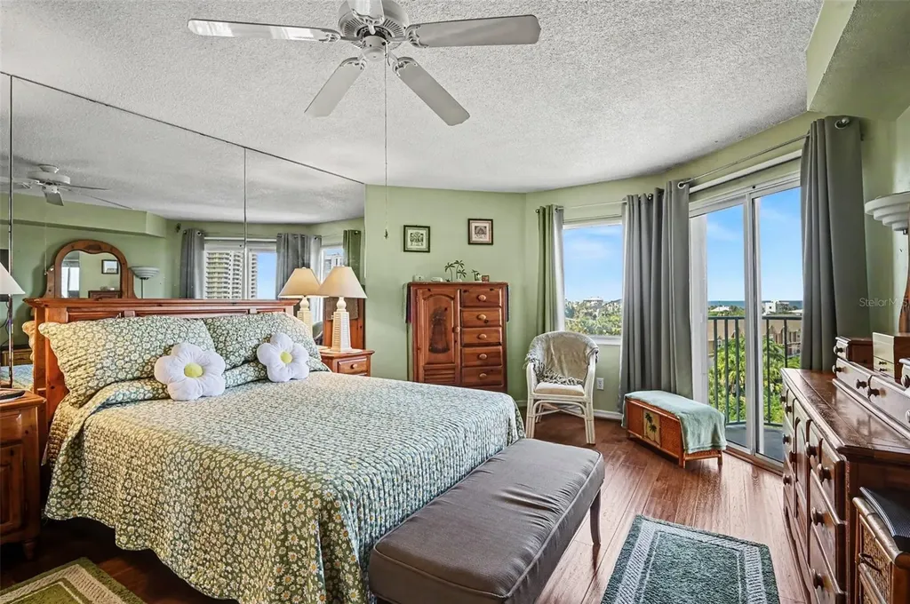 4 Oceans West Boulevard Daytona Beach Shores FL 32118