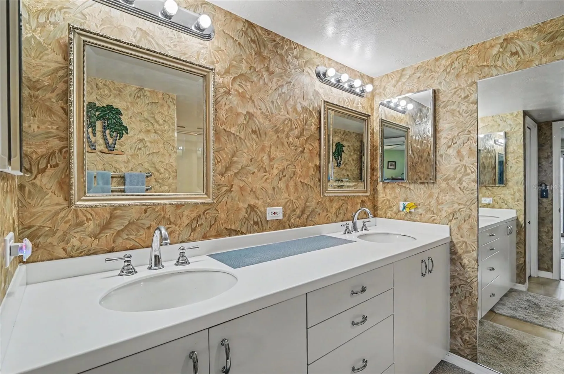 4 Oceans West Boulevard Daytona Beach Shores FL 32118