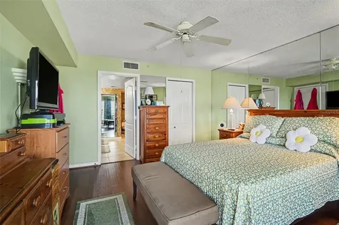 4 Oceans West Boulevard Daytona Beach Shores FL 32118