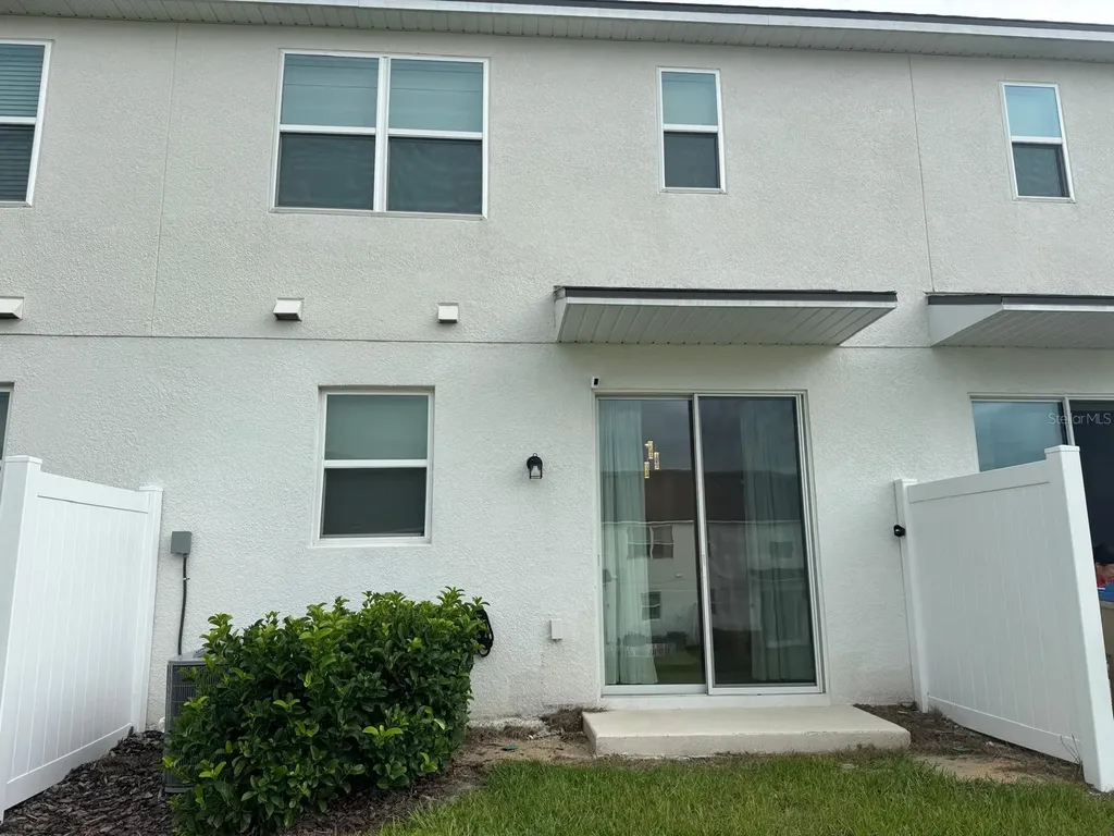 1183 Boardwalk Place Kissimmee FL 34747