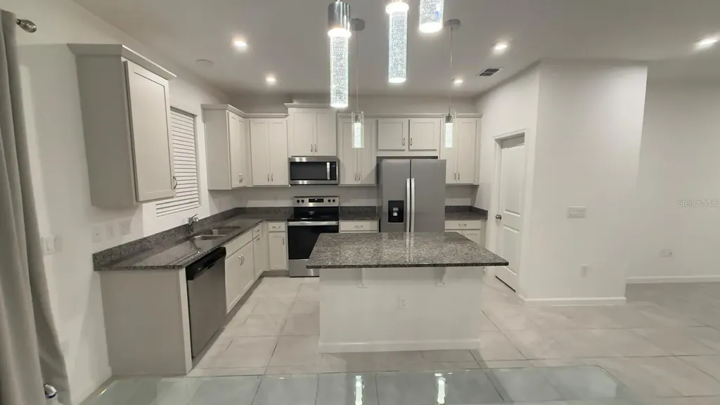 1183 Boardwalk Place Kissimmee FL 34747