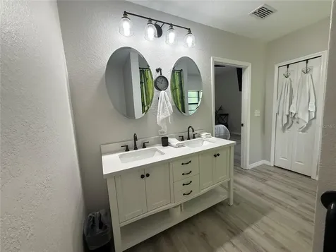 3060 Pirates Retreat Court Kissimmee FL 34747