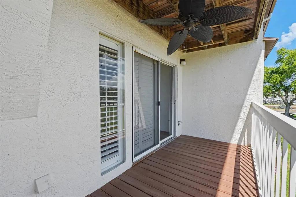 269 Madeira Circle St Petersburg FL 33715