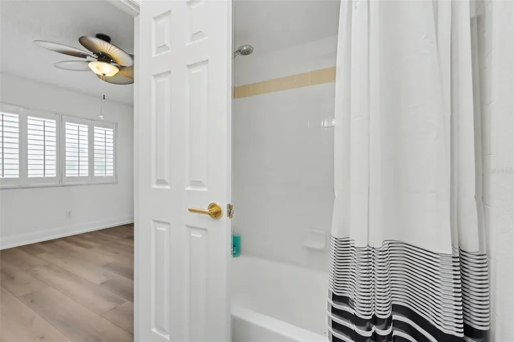 269 Madeira Circle St Petersburg FL 33715