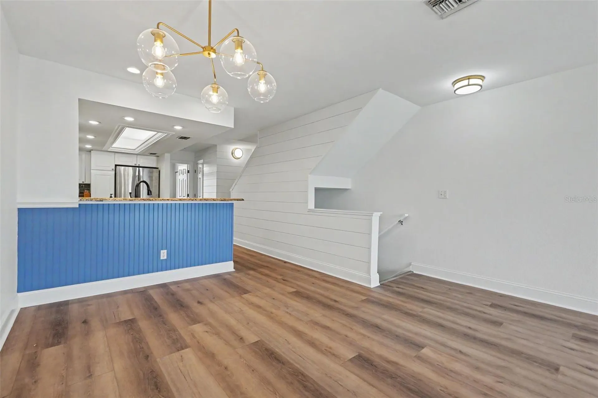269 Madeira Circle St Petersburg FL 33715