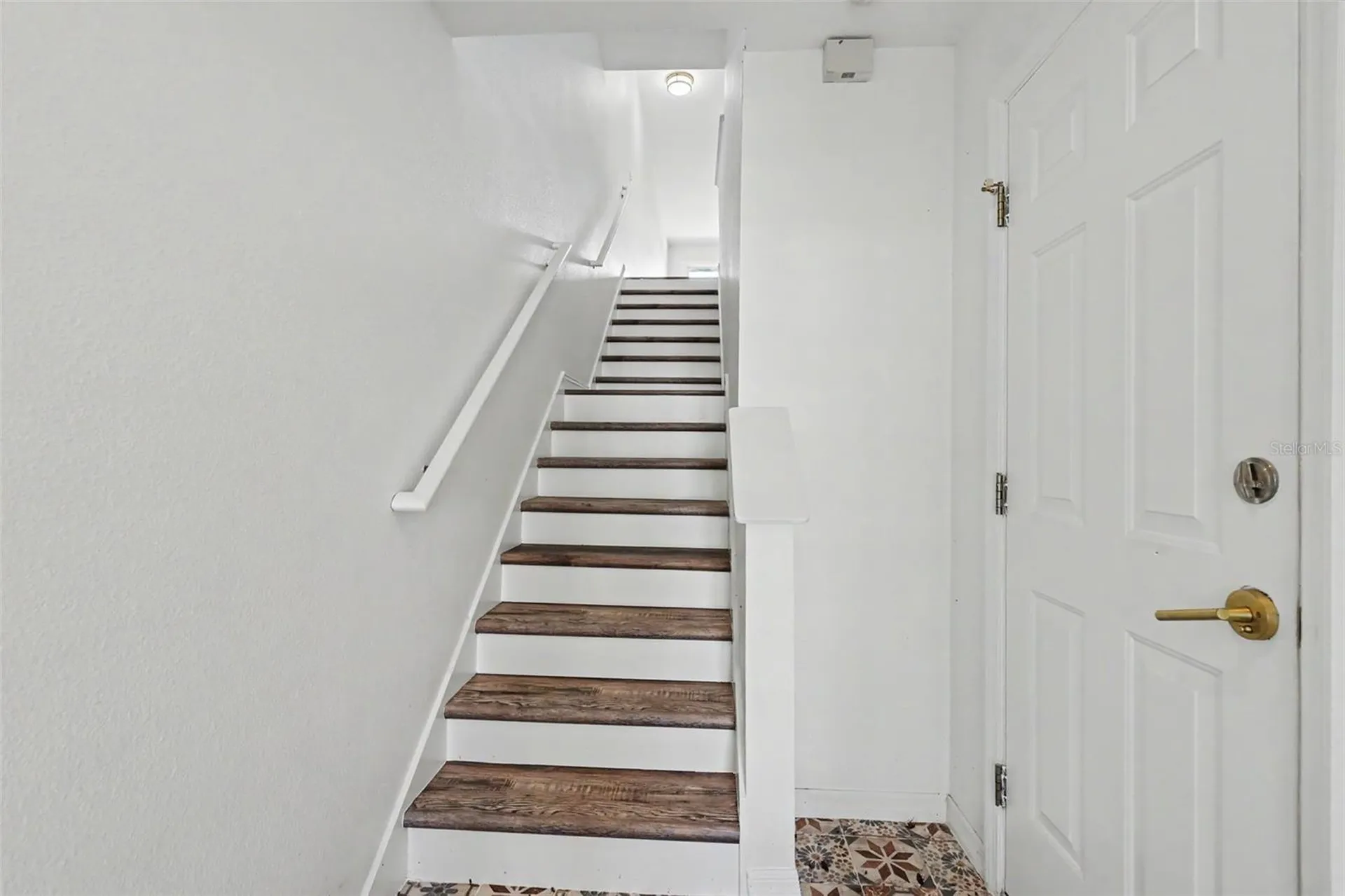 269 Madeira Circle St Petersburg FL 33715