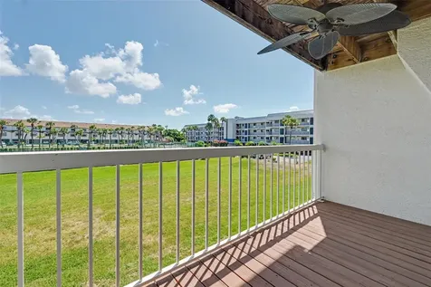 269 Madeira Circle St Petersburg FL 33715