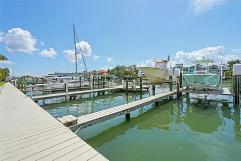 269 Madeira Circle St Petersburg FL 33715
