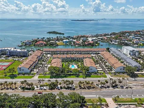 269 Madeira Circle St Petersburg FL 33715