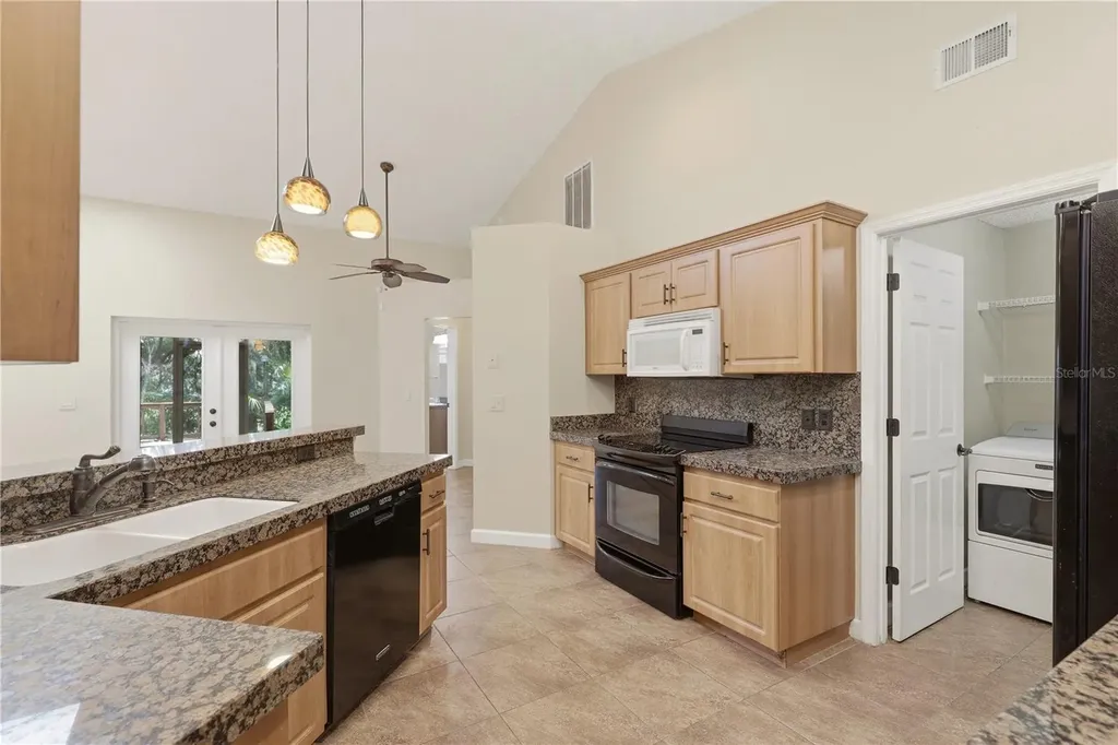 1320 Sassafras Avenue Altamonte Springs FL 32714