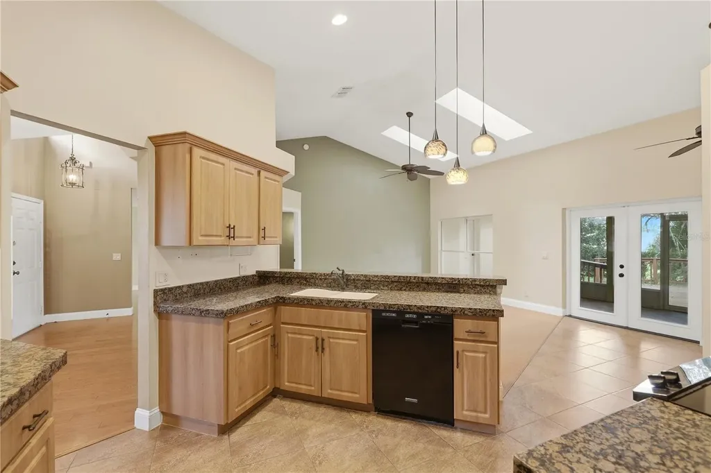1320 Sassafras Avenue Altamonte Springs FL 32714