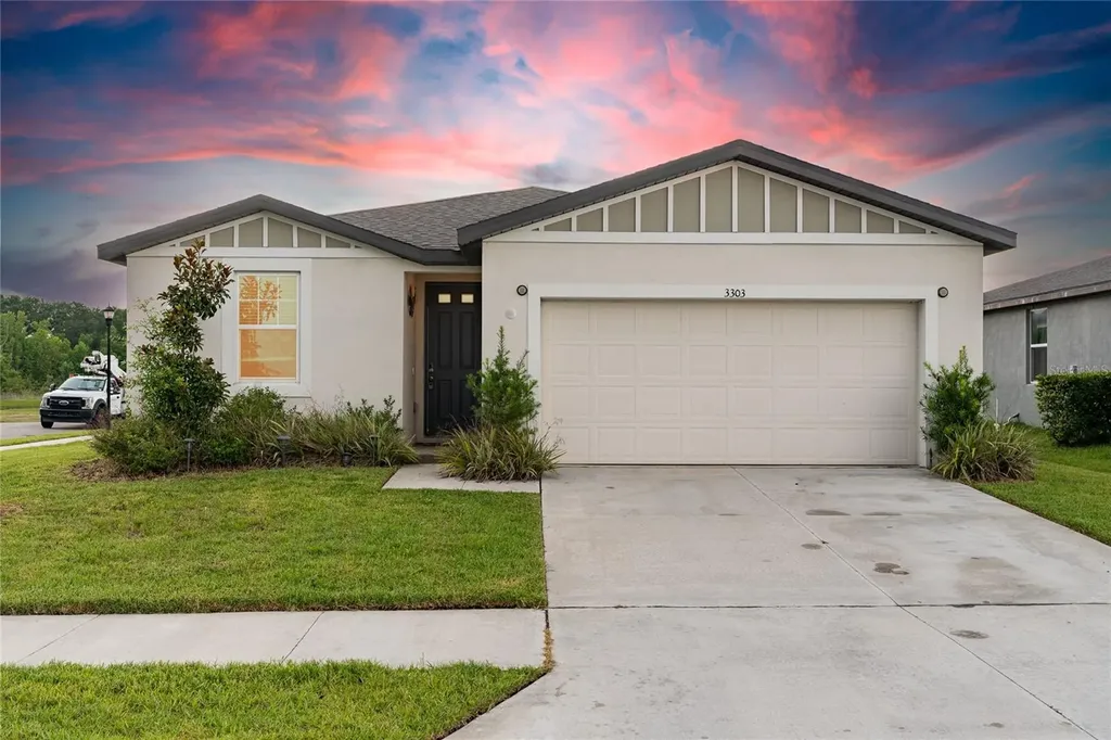 3303 Asher Moon Lane Zephyrhills FL 33540