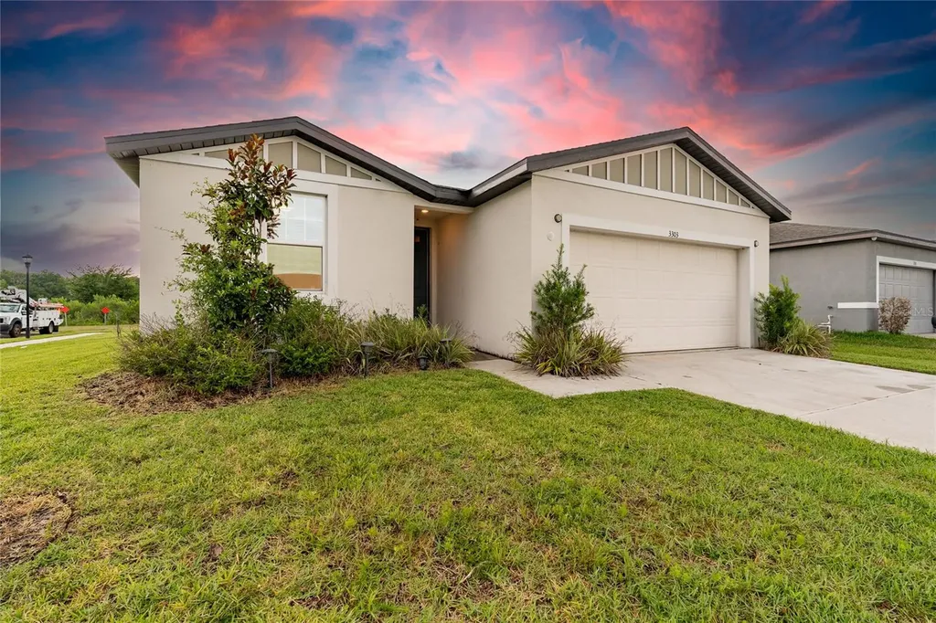 3303 Asher Moon Lane Zephyrhills FL 33540