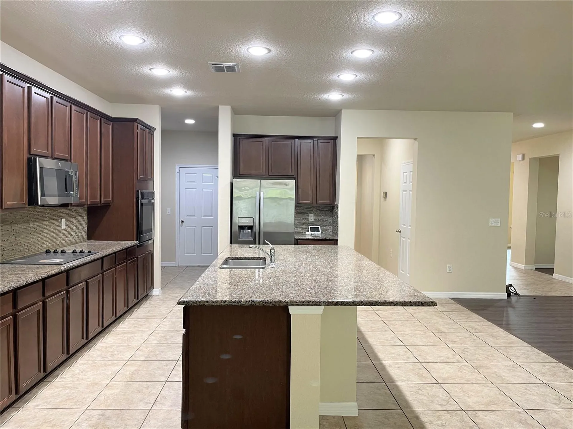 8415 Morehouse Drive Orlando FL 32836