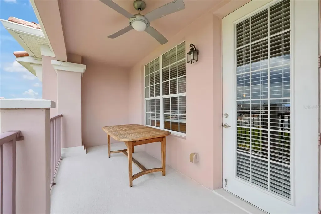 5048 Shoreway Loop Orlando FL 32819