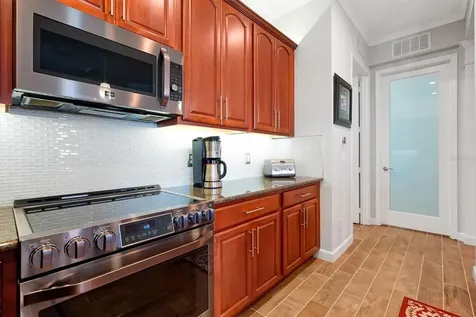 5048 Shoreway Loop Orlando FL 32819