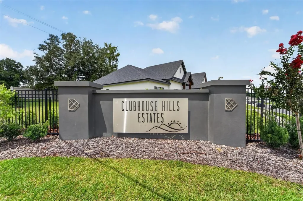 5391 Clubhouse Hills Lane Lakeland FL 33812