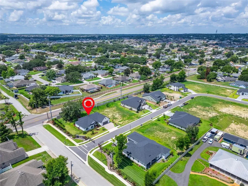 5391 Clubhouse Hills Lane Lakeland FL 33812