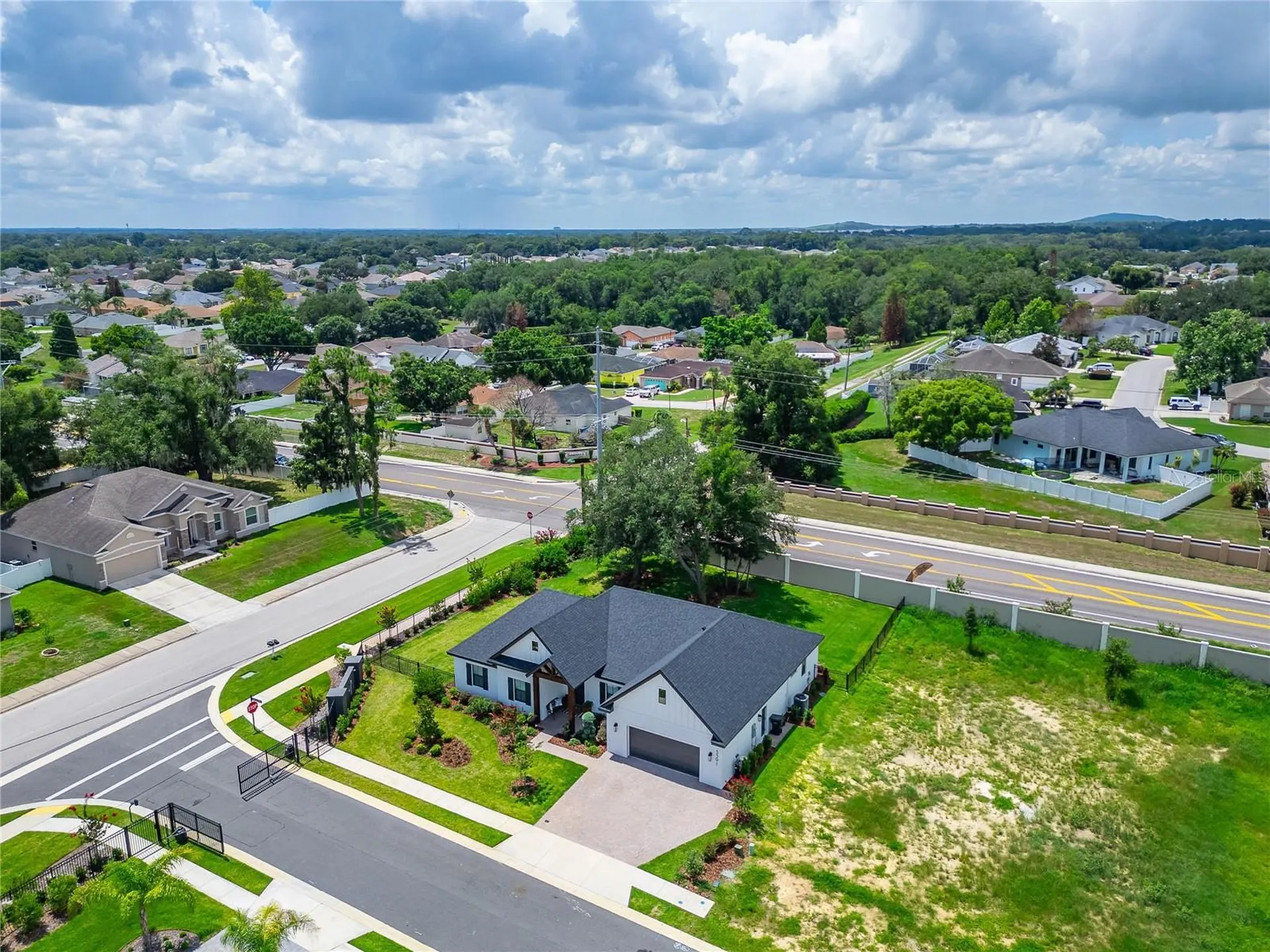 5391 Clubhouse Hills Lane Lakeland FL 33812