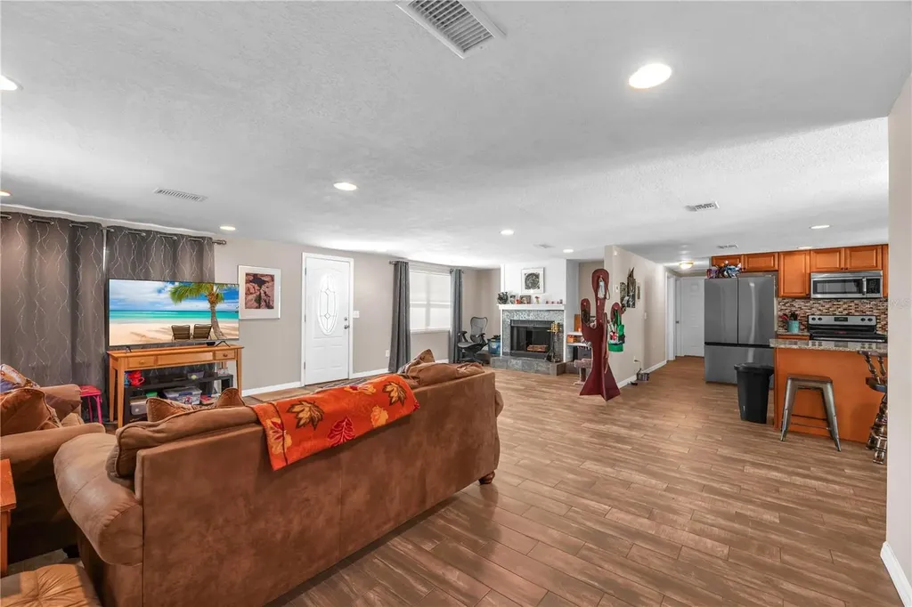 1815 30th Street SE Ruskin FL 33570