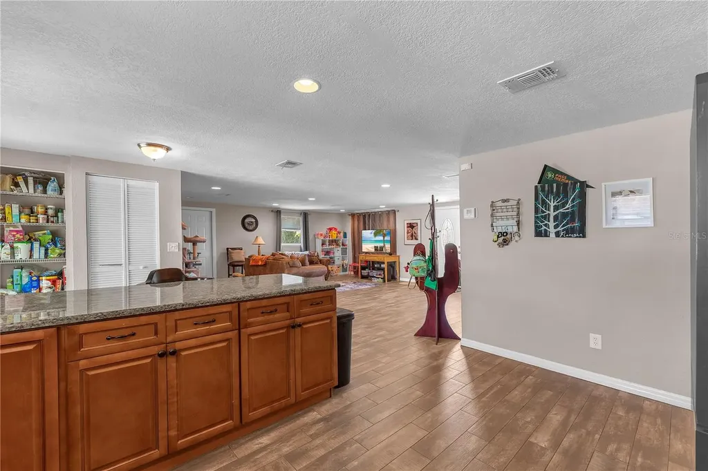 1815 30th Street SE Ruskin FL 33570