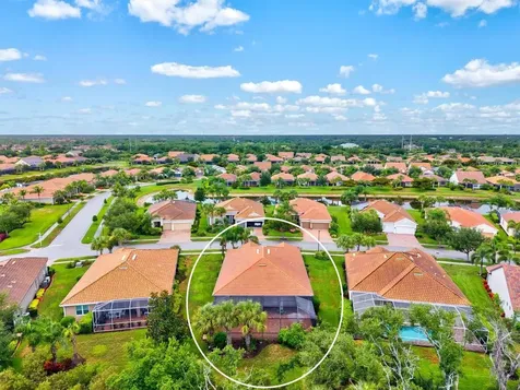 19556 Petrino Street Venice FL 34293