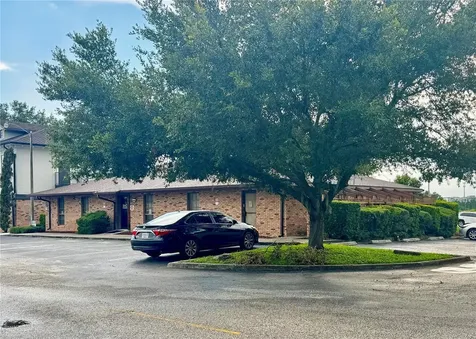 1619 E Vine Street Kissimmee FL 34744