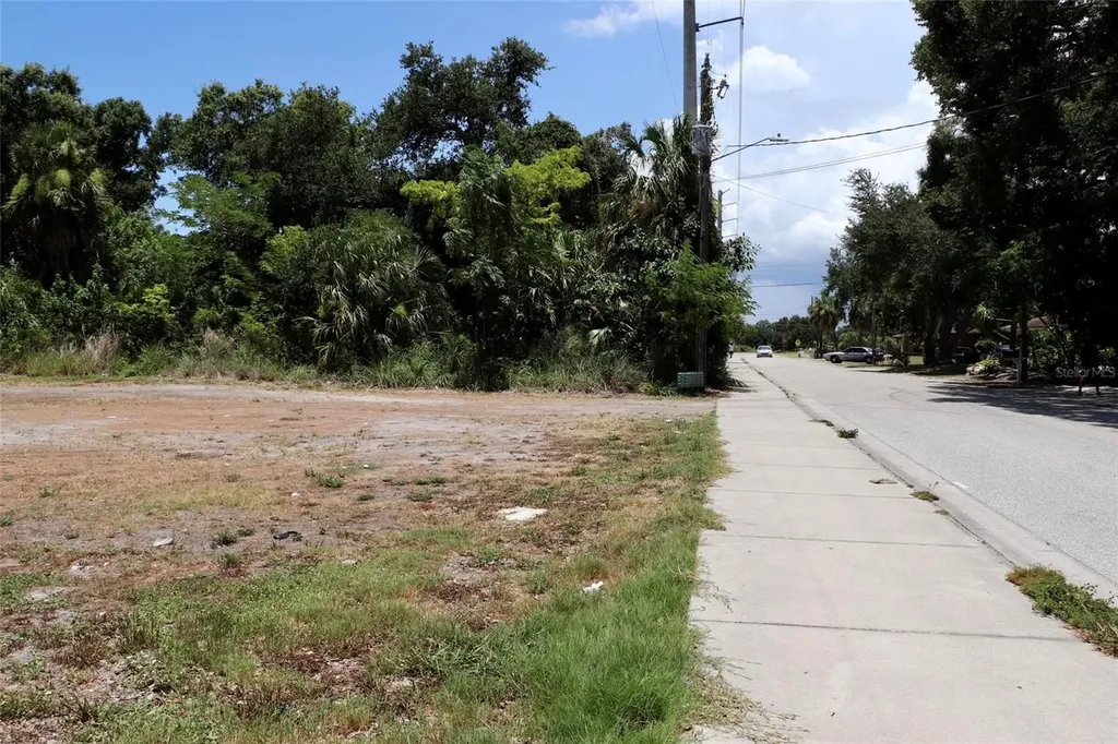 0 Mango Avenue Sarasota FL 34234