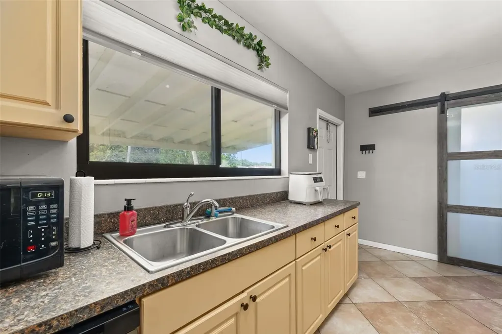 932 Glenmore Circle Melbourne FL 32901