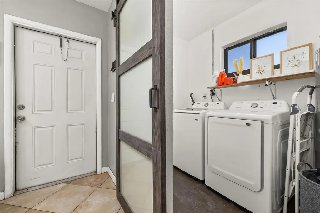 932 Glenmore Circle Melbourne FL 32901