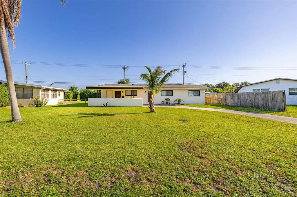 932 Glenmore Circle Melbourne FL 32901