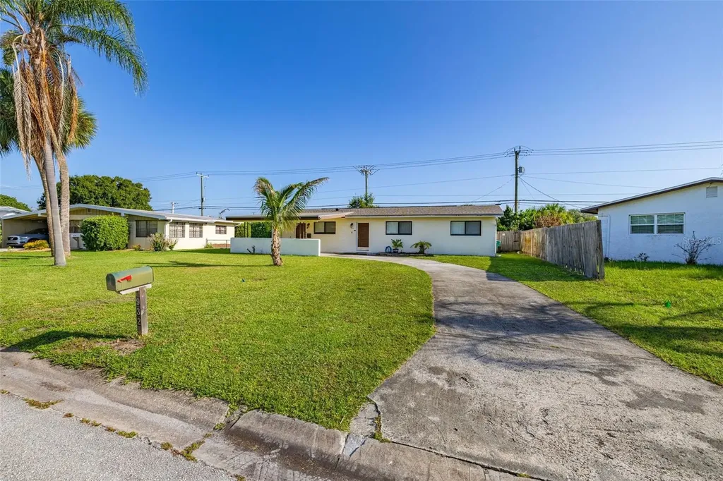 932 Glenmore Circle Melbourne FL 32901