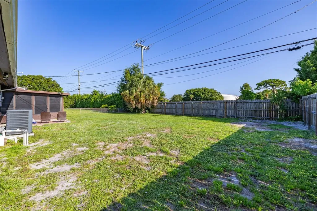 932 Glenmore Circle Melbourne FL 32901