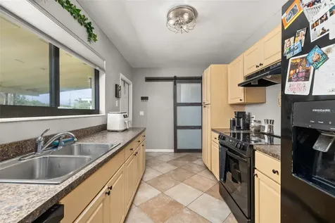 932 Glenmore Circle Melbourne FL 32901