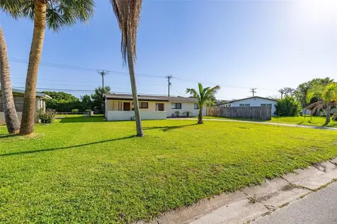 932 Glenmore Circle Melbourne FL 32901
