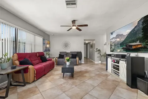932 Glenmore Circle Melbourne FL 32901