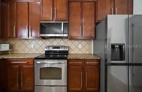2623 Holly Bluff Court Plant City FL 33566