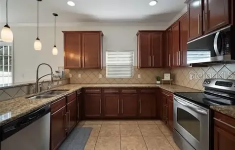 2623 Holly Bluff Court Plant City FL 33566