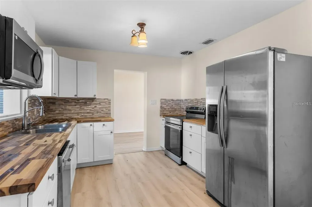 236 Eldorado Drive Debary FL 32713
