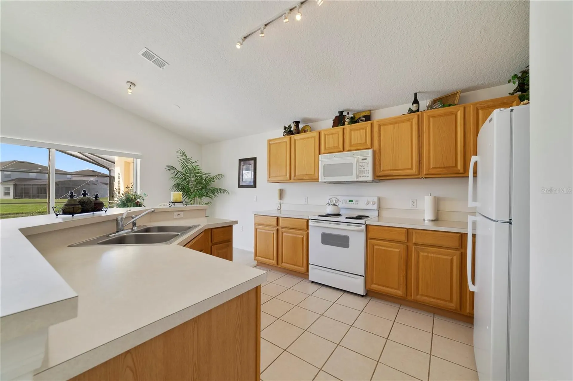 4765 Cumbrian Lakes Drive Kissimmee FL 34746
