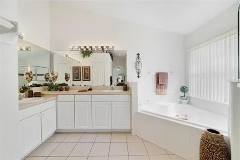 4765 Cumbrian Lakes Drive Kissimmee FL 34746
