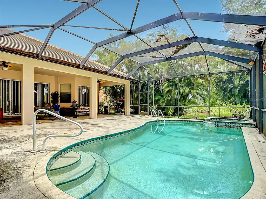 2221 Oxford Ridge Circle Lehigh Acres FL 33973