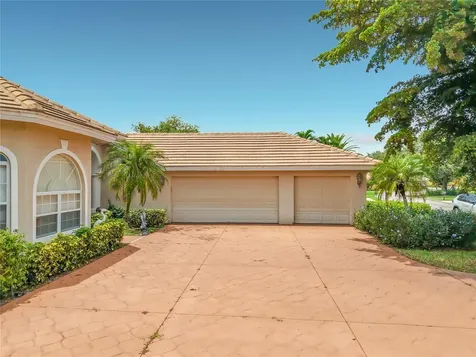 2221 Oxford Ridge Circle Lehigh Acres FL 33973