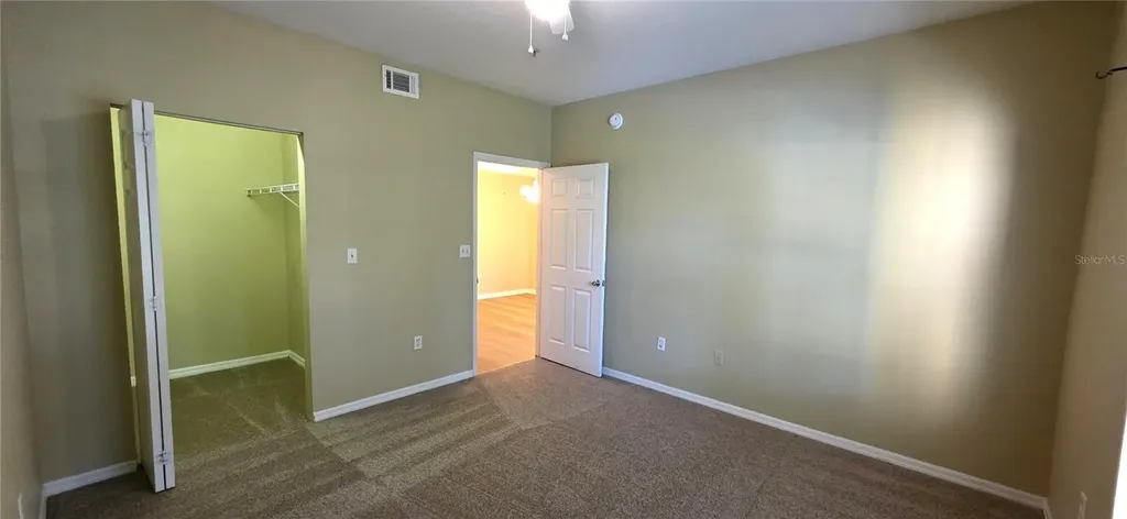 5618 Pinnacle Heights Circle Tampa FL 33624