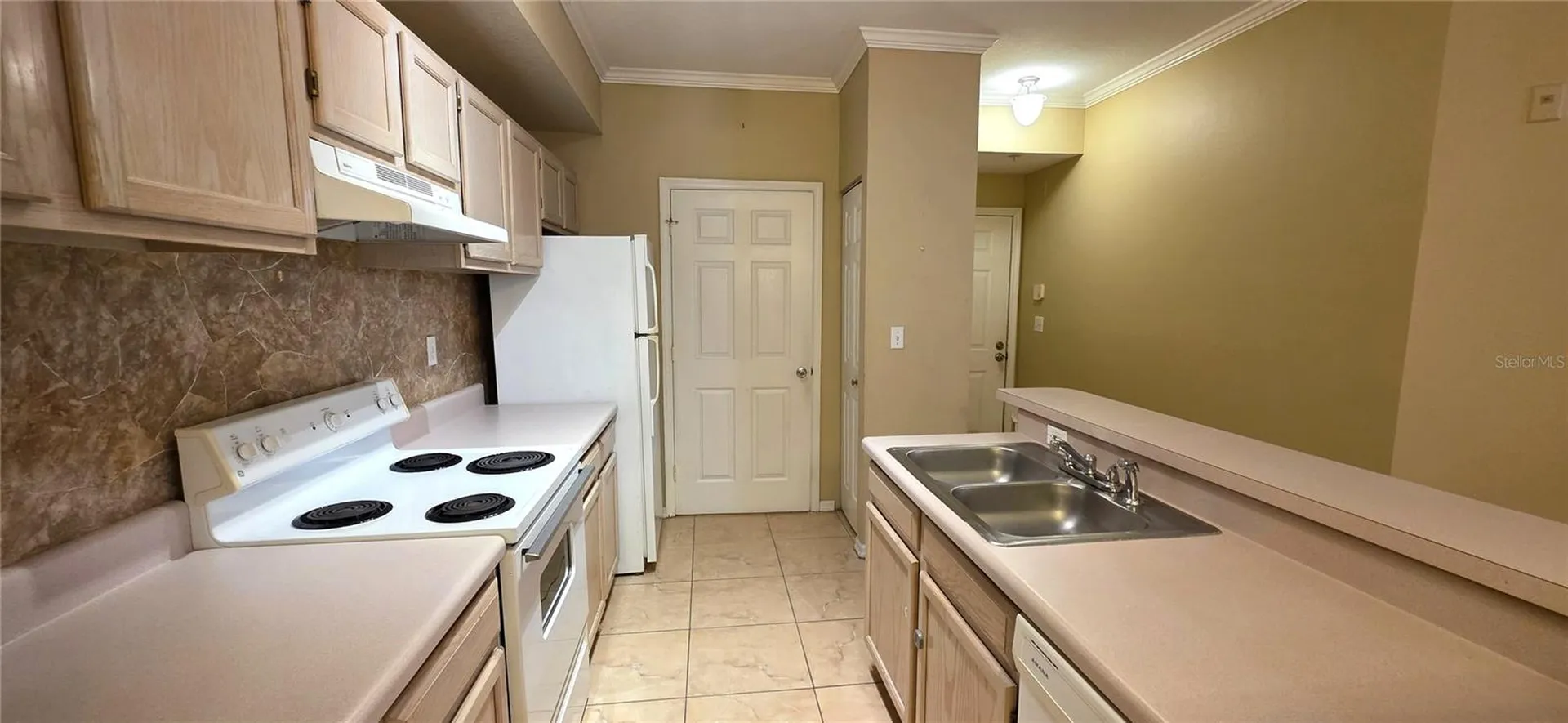 5618 Pinnacle Heights Circle Tampa FL 33624